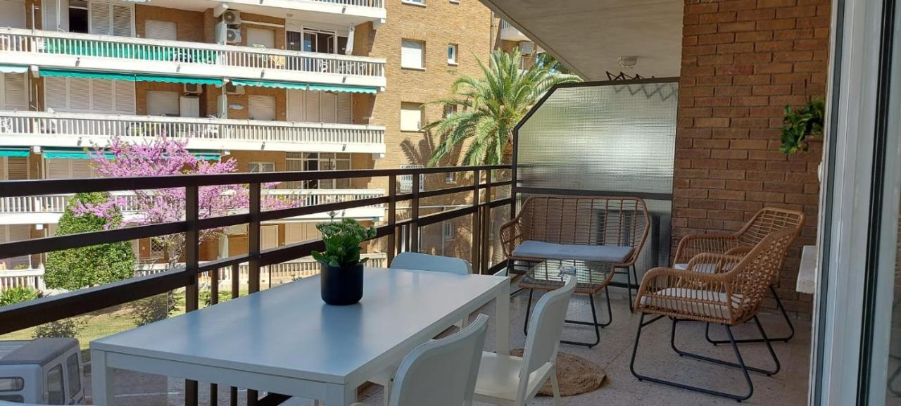 Colibri Apartment Beach Салоу Екстериор снимка